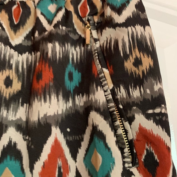 Pattern flowy pants - Picture 3 of 6